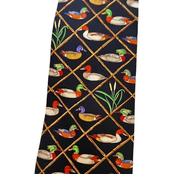 Alynn Neckwear Decoys Necktie  - Picture 3 of 3